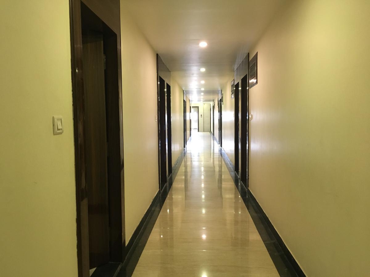 Kailash Presidency Hotel Bhopal Exterior foto