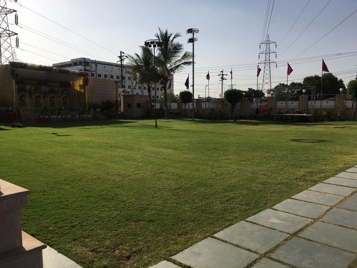 Kailash Presidency Hotel Bhopal Exterior foto